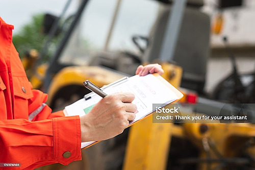 Réaliser soi-même les vérifications périodiques sur les engins de levage_ADPSA